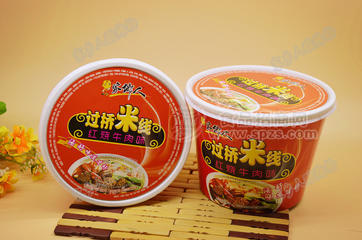 家乡人过桥米线 红烧牛肉味 桶装