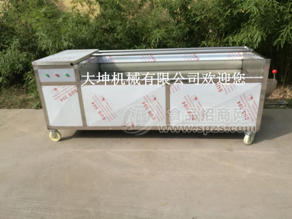 毛輥噴淋清洗機(jī),毛輥清洗機(jī)