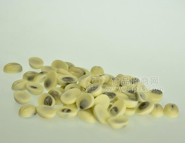 ·爱伲庄园 白巧克力咖啡豆散装展示 