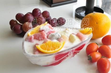 巴乐氏鲜奶吧 蔬果缤纷优格沙拉