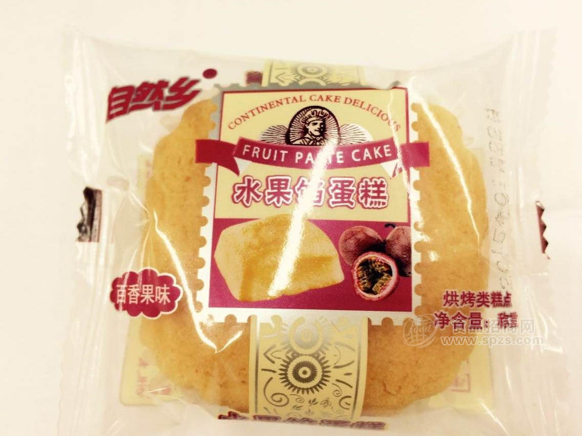 百香果味水果馅蛋糕