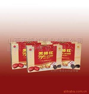 三合一干果礼盒