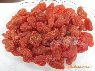干燥草莓脯、色泽鲜艳