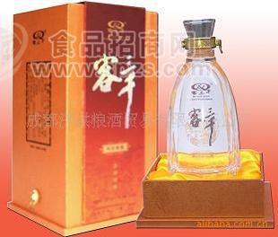 供应四川白酒AAA企业五粮型客三千、四川老窖、喜相逢系列白酒