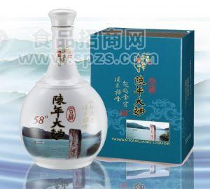 窖藏陈年大曲高粱酒