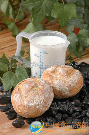 乡村牛奶小面包