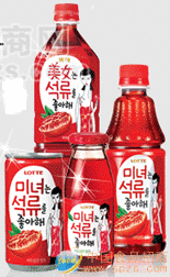 韩国饮料美女爱石榴汁