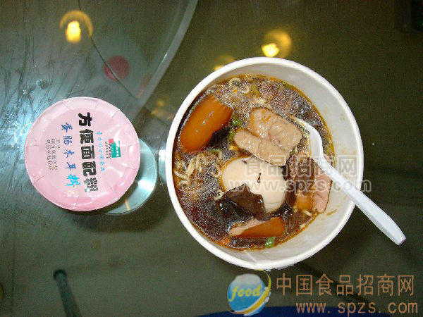 方便面配料--蛋肠黑木耳料