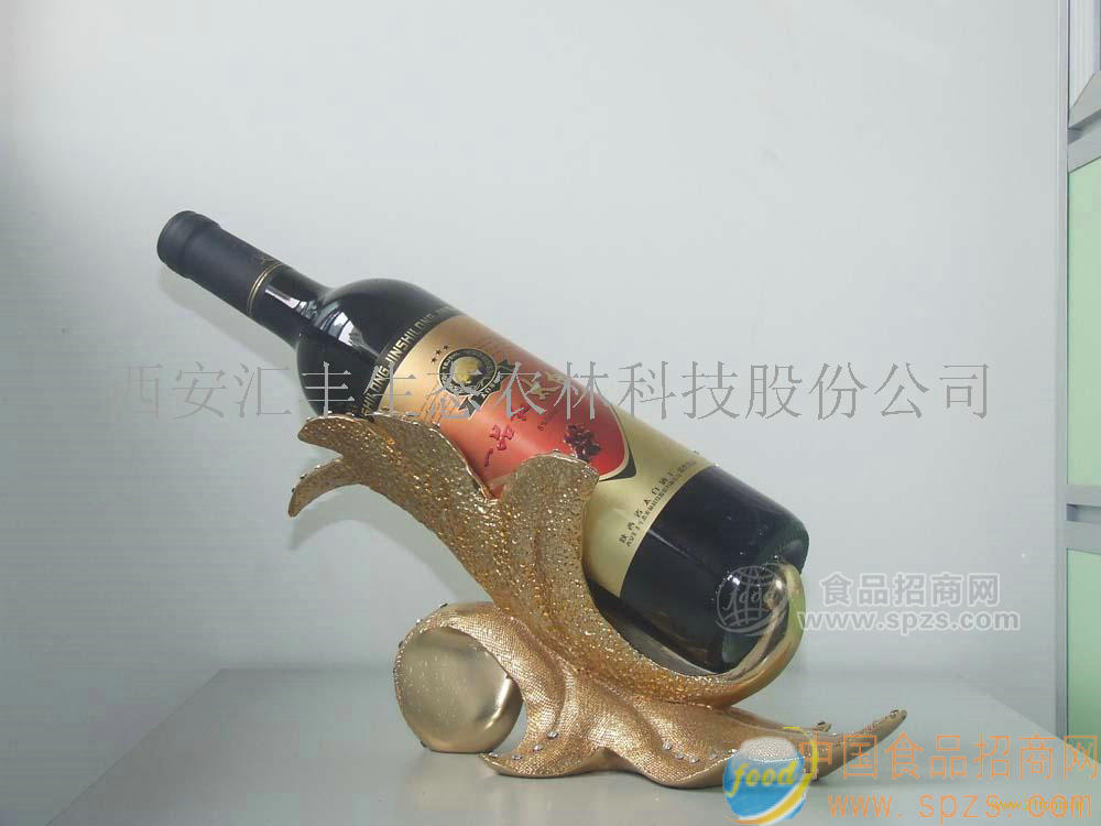 一品红太白葡萄半干酒