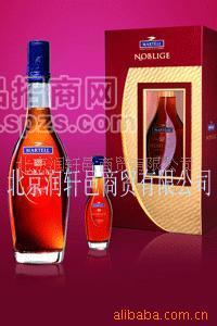 供應(yīng)洋酒馬爹利名士禮盒