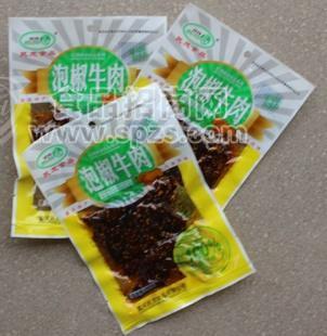 休閑食品袋裝103克泡椒牛肉重慶特產(chǎn)食用菌肉類零食廠家直銷批發(fā)