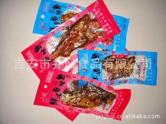 源自江西贛江生態(tài)鮮活魚直接加工而成的鮮美香辣休閑食品招商