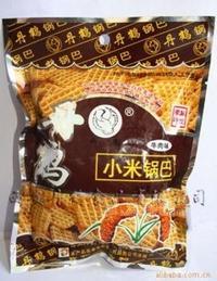 一箱批發(fā)丹鶴鍋巴新包裝牛肉味65g*120袋