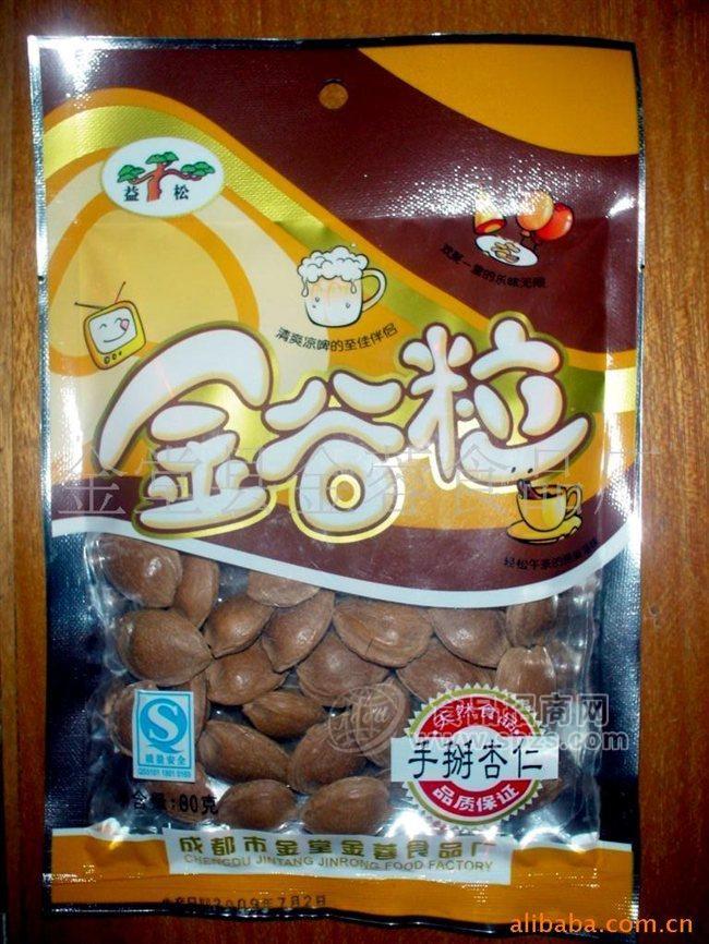 袋装手掰杏仁 各类休闲食品