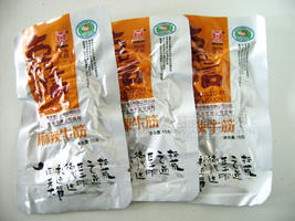 嘉信牛肉 休闲盒装麻辣牛筋