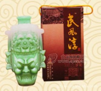52度民風(fēng)淳濃香型白酒 禮盒裝 濃頭醬尾白酒批發(fā) 白酒代理
