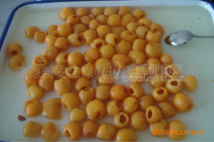 糖水枇杷罐头
