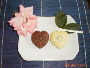 2010新款爱心型冰皮