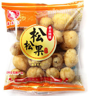 休閑食品廠 蘇太太 批發(fā)炒貨 散裝稱(chēng)重零食 原味松松果 10斤/箱