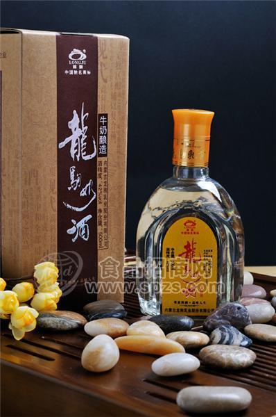 龙驹奶酒.陈藏  42度