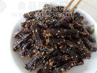 汪洋干巴牛肉批發(fā)，麻辣爽口，香脆化渣，老少皆宜，饋贈佳品。