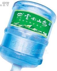 桶装矿泉水18.9L