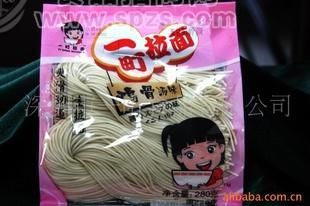 鸡骨汤拉面