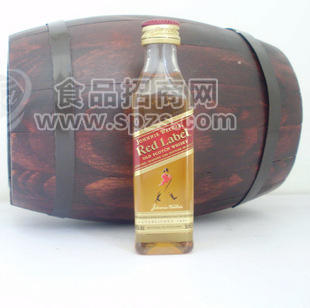 供應(yīng)尊尼獲加紅牌威士忌(紅方)酒版 50ML 塑料瓶