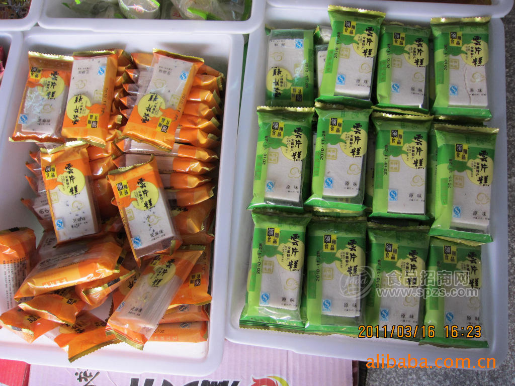 供應益美食品，各種傳統(tǒng)餅干。云片糕，萬壽糕等！