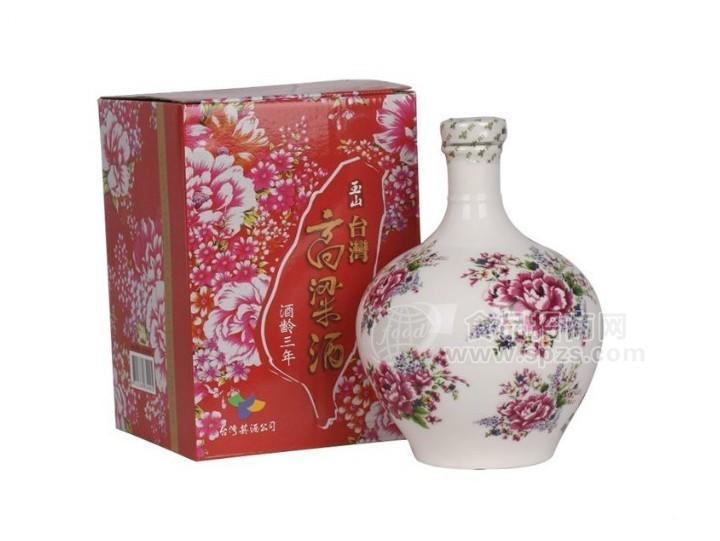 臺(tái)灣玉山三年高粱酒客家花布