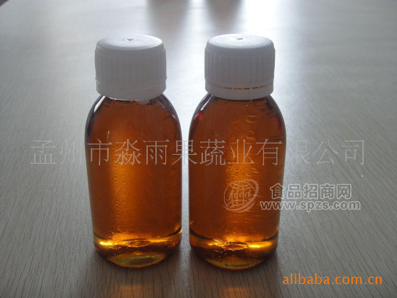 味道纯正新鲜的浓缩苹果清汁