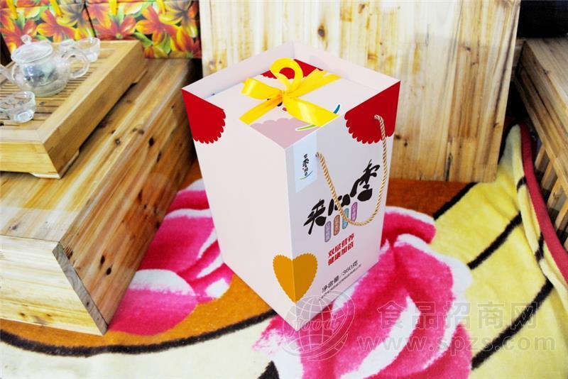 百枣纲目夹心枣礼盒-800克
