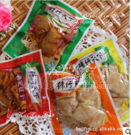 供应重庆特产 辣行天下 老家豆干 8种口味 一包5斤