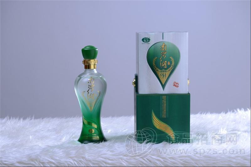天然A8