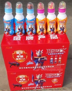 偉業(yè)超極戰(zhàn)士果汁乳飲料