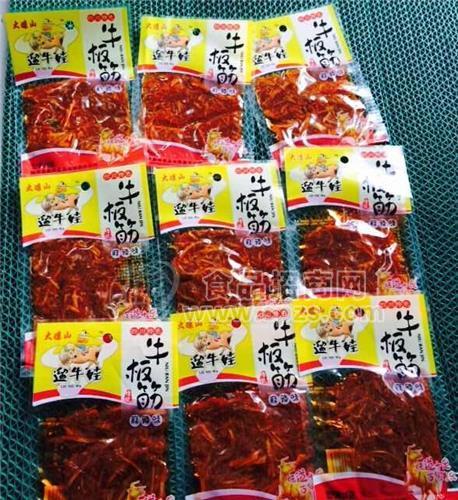 休閑食品 麻辣牛板筋