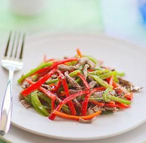 長(zhǎng)沙雨花區(qū)豐谷食品廠彩椒牛柳