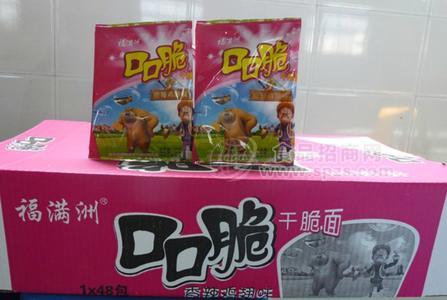 口口脆香辣鸡翅味干吃方便面