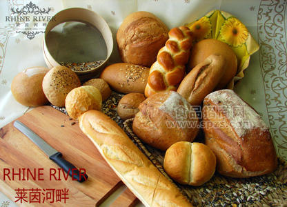 哪个品牌的蛋糕店加盟值得加盟？莱茵河畔让你无忧创业