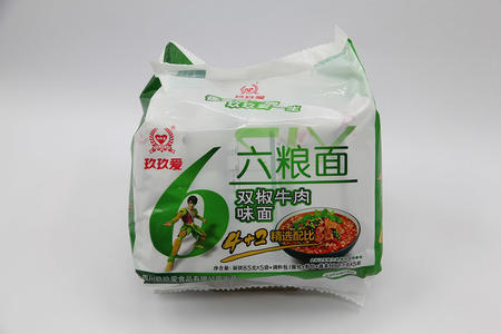 玖玖爱六粮面双椒牛肉面