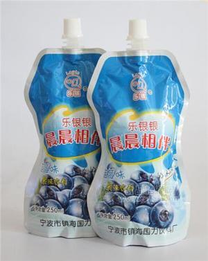 藍(lán)莓味果味飲料 樂(lè)銀銀 晨晨相伴