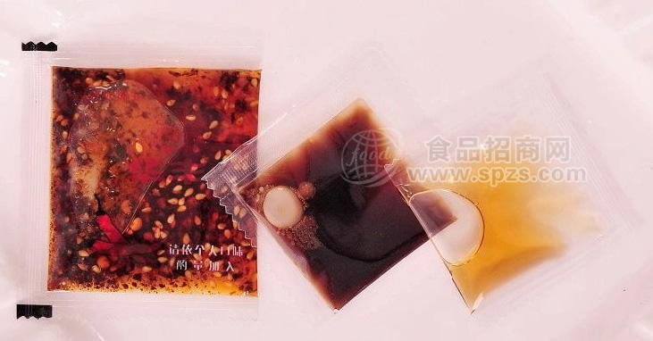 厂家直销供应：正宗红油豆瓣酱！