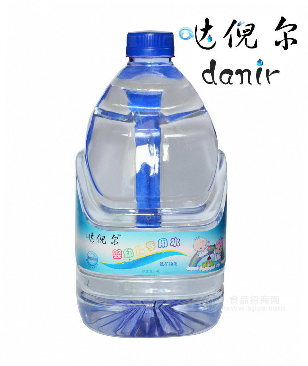 噠倪爾嬰兒專用水，“點滴滋潤陽光苗苗，呵護寶寶健康成長”