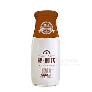 轻·时代玻璃瓶炭烧酸奶300ml