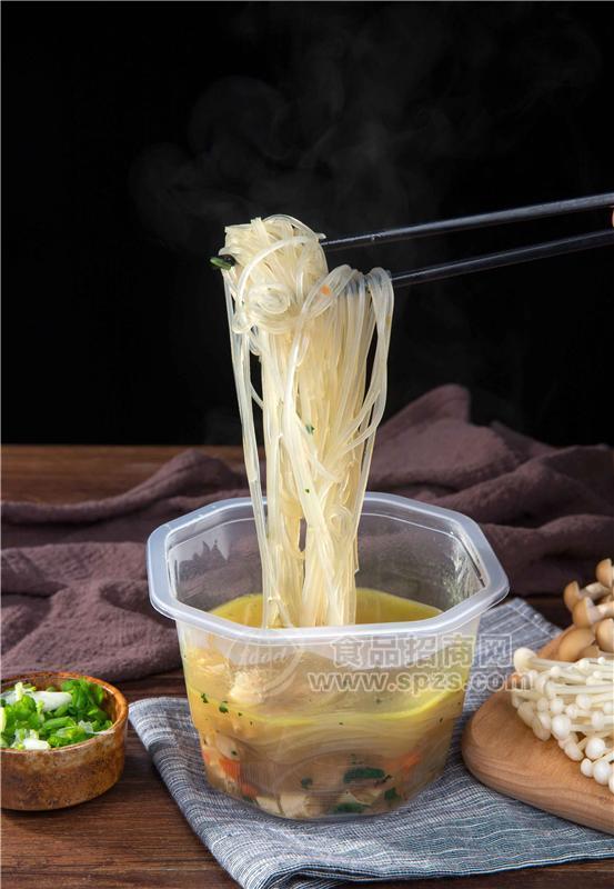 ·华夏九月天鲜湿酸辣粉20秒速食菌汤味184克效果展示 