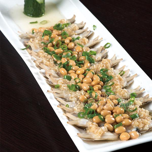 茄汁黄豆蒸圣子