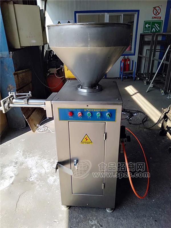 三种尺寸灌肠机粉肠灌肠机机食品厂用灌肠机