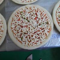 生产直销披萨半成品 纯手工披萨饼底 新鲜馅料 味道鲜美