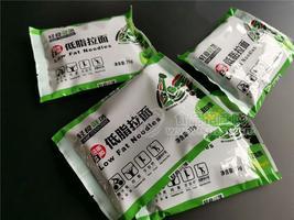 自热营养代餐方便面
