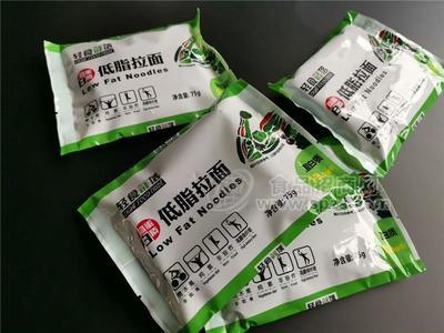 自热营养代餐方便面